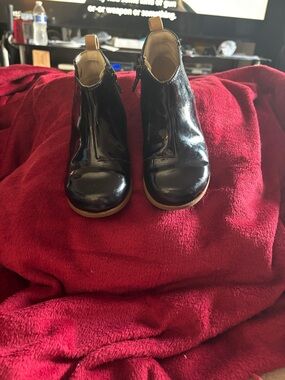 Clarks Black Patent Pull-Tab Zip Ankle Boots for Kids